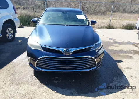 2016 Toyota Avalon Limited z USA, uszkodzony, nr VIN 4T1BK1EB7GU216302